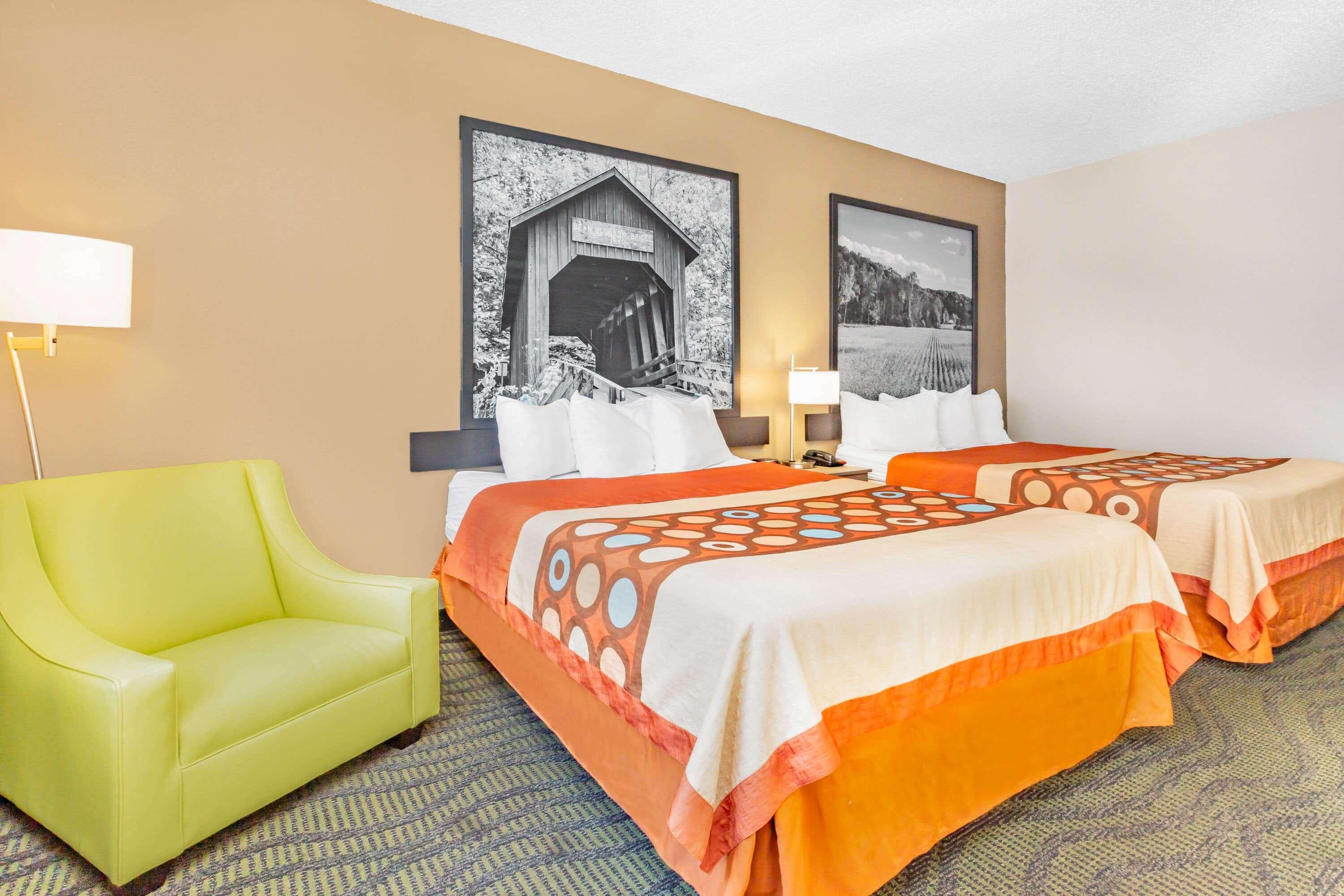 ซูเปอร์ 8 บาย วินด์แฮม โคโมโด Hotel โคโคโม ภายนอก รูปภาพ