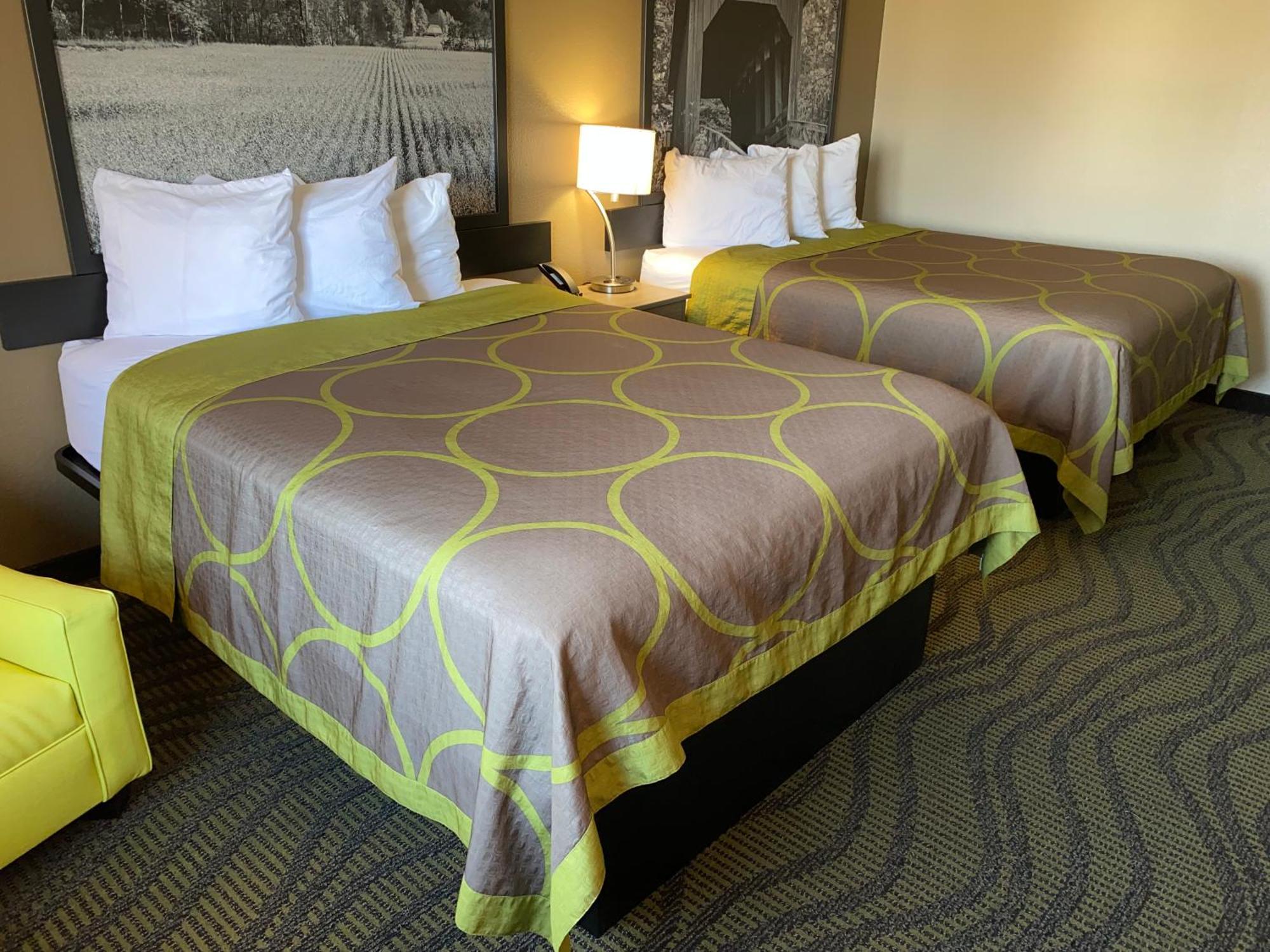 ซูเปอร์ 8 บาย วินด์แฮม โคโมโด Hotel โคโคโม ภายนอก รูปภาพ