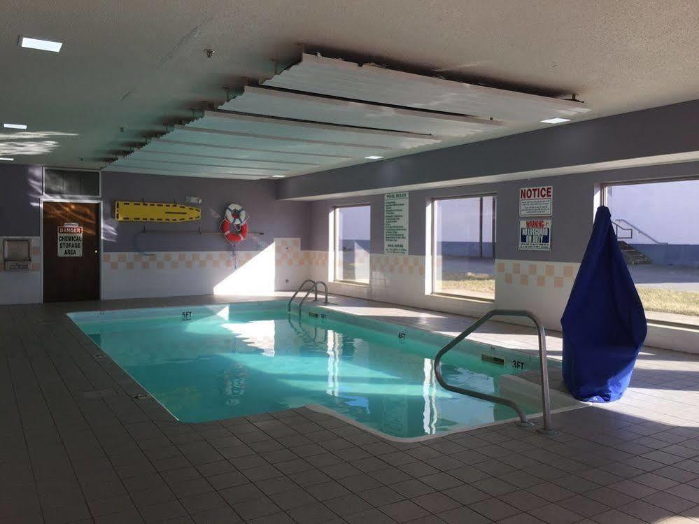 ซูเปอร์ 8 บาย วินด์แฮม โคโมโด Hotel โคโคโม ภายนอก รูปภาพ