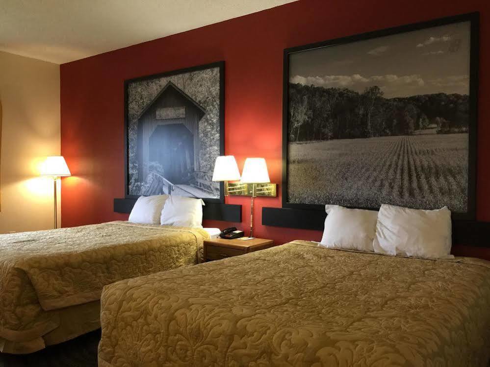 ซูเปอร์ 8 บาย วินด์แฮม โคโมโด Hotel โคโคโม ภายนอก รูปภาพ